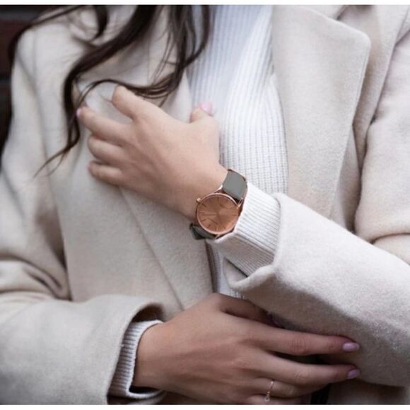 Monroé Classique Watch in Sunburst Solerose NWT main image 5
